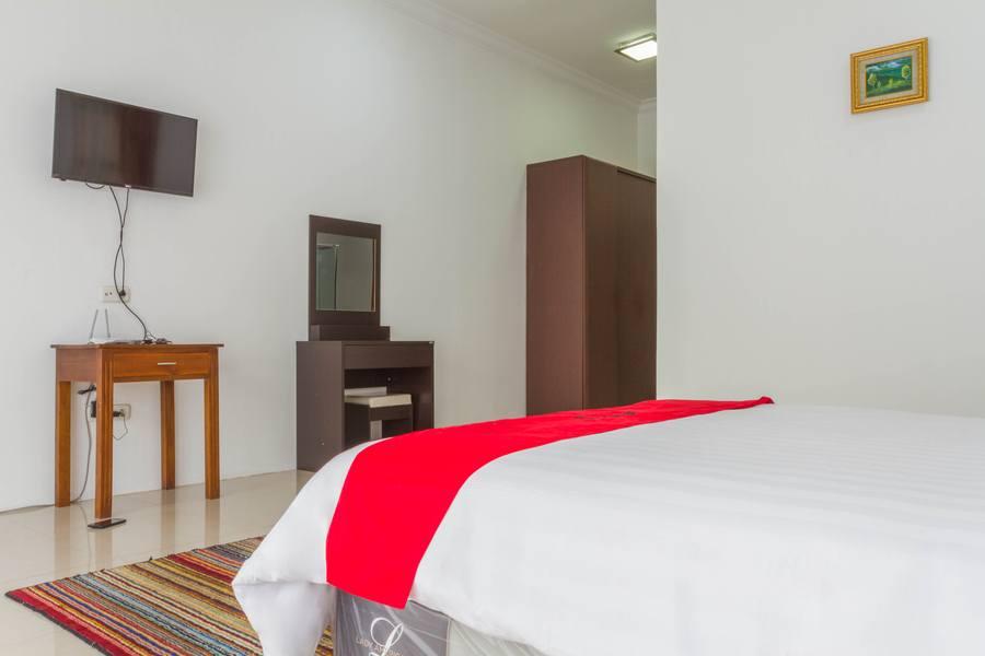 Reddoorz Near Jatinangor Town Square Hotel Ngoại thất bức ảnh