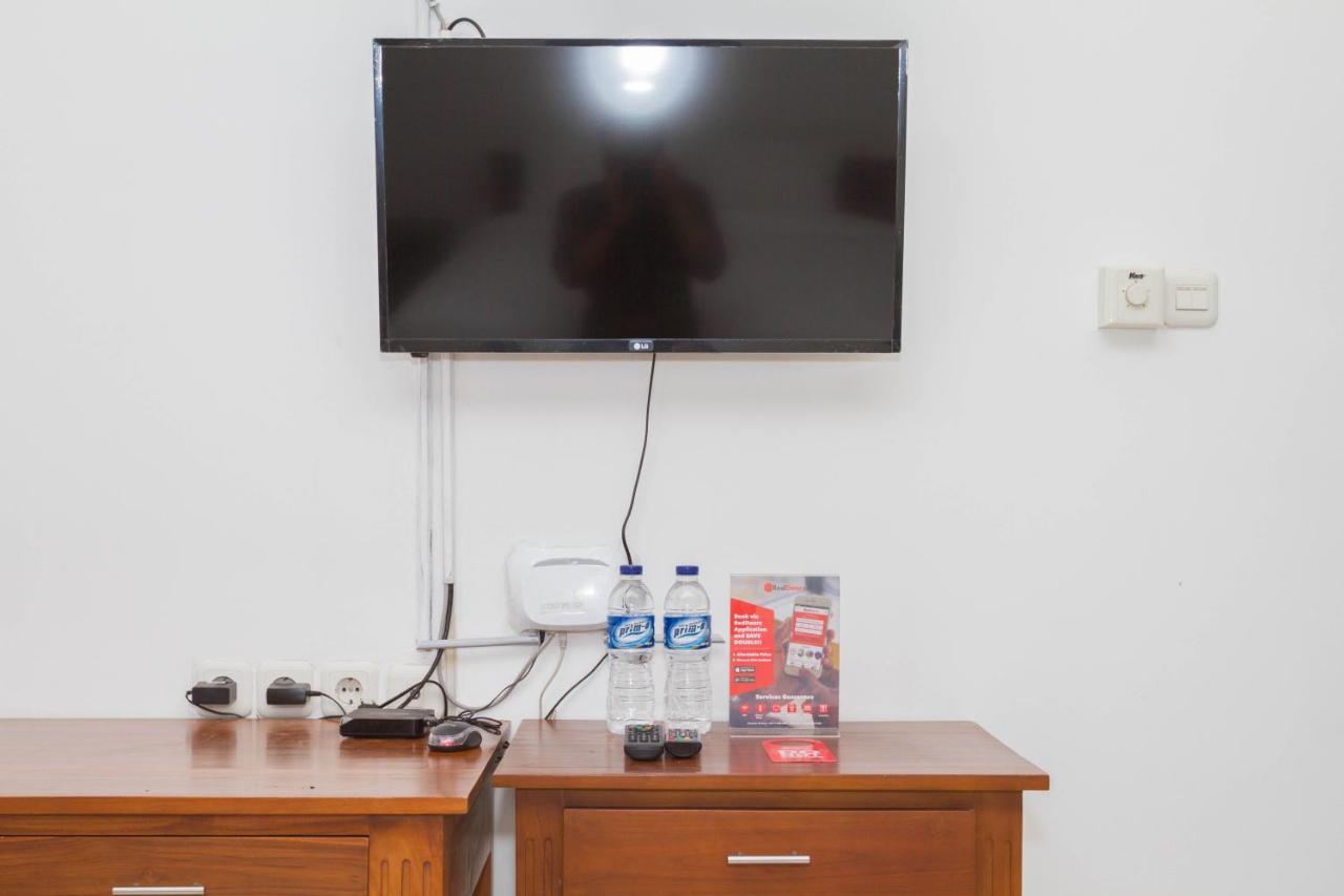Reddoorz Near Jatinangor Town Square Hotel Ngoại thất bức ảnh
