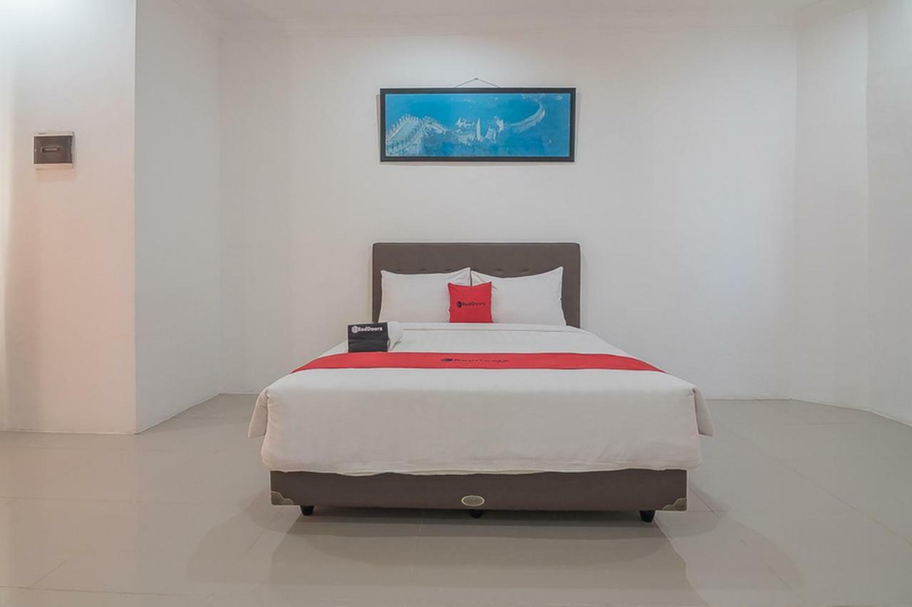 Reddoorz Near Jatinangor Town Square Hotel Ngoại thất bức ảnh