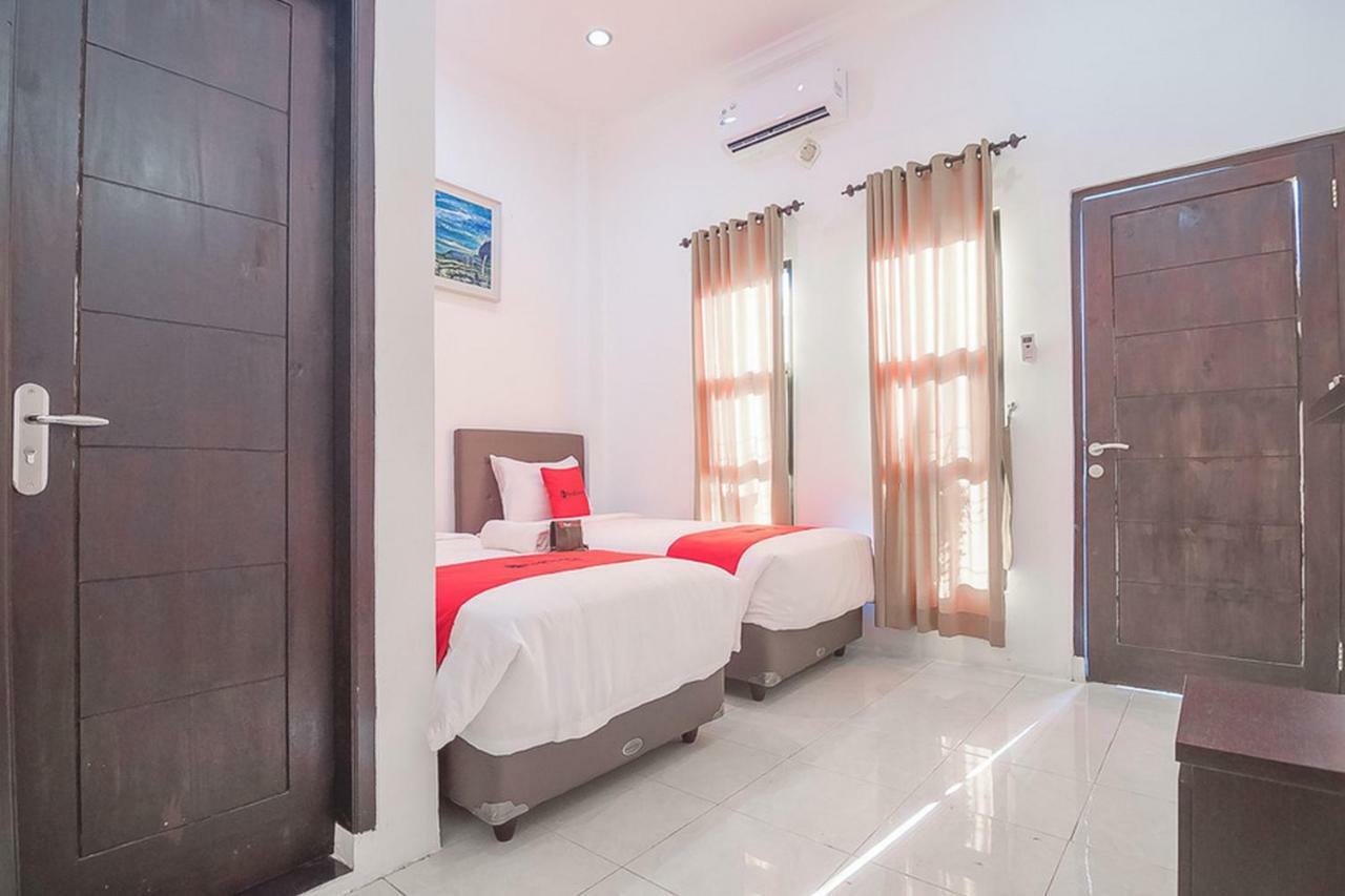 Reddoorz Near Jatinangor Town Square Hotel Ngoại thất bức ảnh