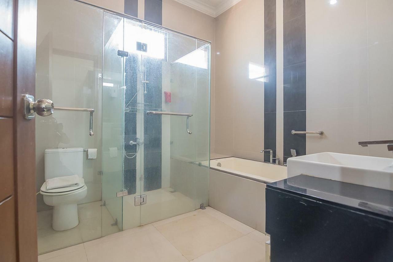 Reddoorz Near Jatinangor Town Square Hotel Ngoại thất bức ảnh